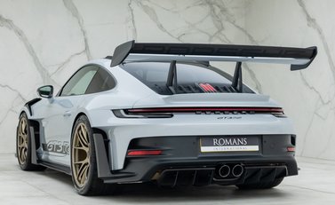 Porsche 911 GT3 RS Weissach (992) 4