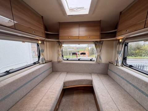 Bailey Approach Advance 665 22