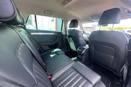 Skoda Superb 1.4 Superb SE Tech iV PHEV Semi-Auto 5dr 22