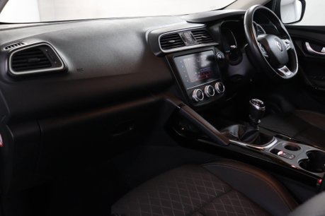 Renault Kadjar ICONIC TCE 23