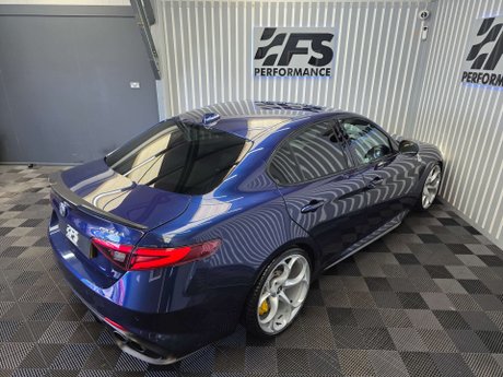 Alfa Romeo Giulia 2.9 V6 Bi-Turbo Quadrifoglio Saloon 4dr Petrol Auto Euro 6 (s/s) (510 ps) 19