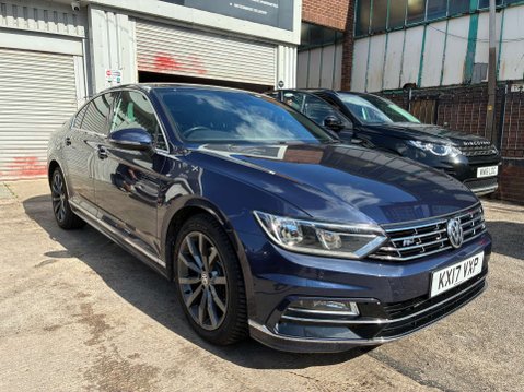 Volkswagen Passat 2.0 Passat R-Line TDI BlueMotion Technology 4dr 1