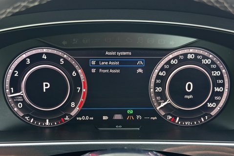 Volkswagen Tiguan R LINE TSI BMT 4MOTION DSG -RARE LEATHER INTERIOR -CAMERA -APPLE CARPLAY  43