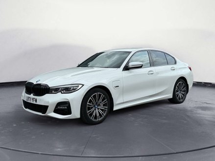 BMW 3 Series 2.0 330e M Sport Auto 4dr