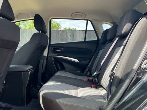Suzuki S-Cross MOTION BOOSTERJET MHEV 9