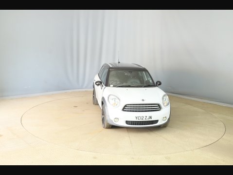 Mini Countryman COOPER D 2