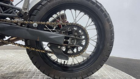 Herald Motor Co Brat 2022 7K TALL ENDURO BIKE LEARNER 125CC 17
