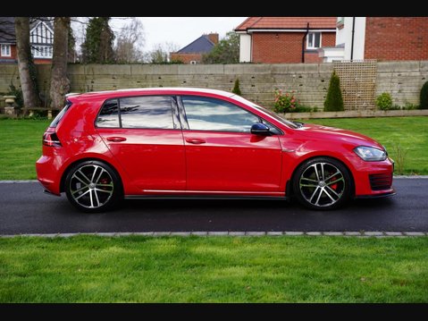Volkswagen Golf 2.0 TDI BlueMotion Tech GTD Euro 6 (s/s) 5dr 11