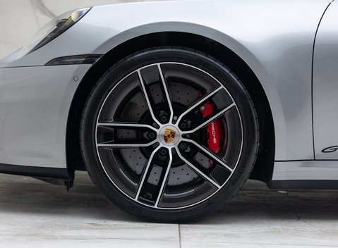 Porsche 911 Carrera GTS (992.2) 38