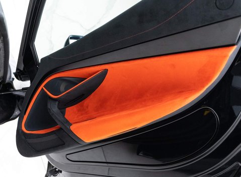 McLaren 765LT V8 SSG 17