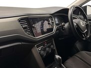 Volkswagen T-Roc 1.5 T-Roc SE TSi Evo Semi-Auto 5dr 2