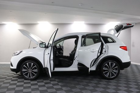 Renault Kadjar ICONIC TCE 6