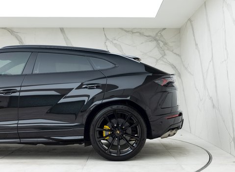 Lamborghini Urus 28