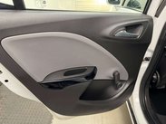 Vauxhall Corsa 1.2 Corsa SE 5dr 23