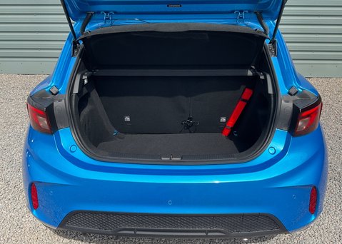 MG MG3 1.5 HYBRID+ TROPHY 11