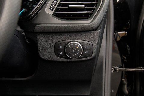 Ford Focus ST-LINE 16