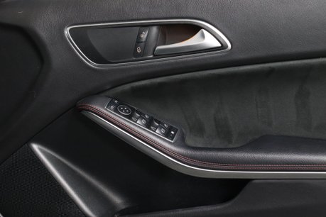 Mercedes-Benz A Class A 180 D AMG LINE 36