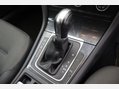 Volkswagen Golf 2.0 Golf SE Nav TDI BlueMotion Technology Semi-Auto 5dr 15
