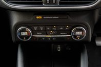Ford Focus TITANIUM 34