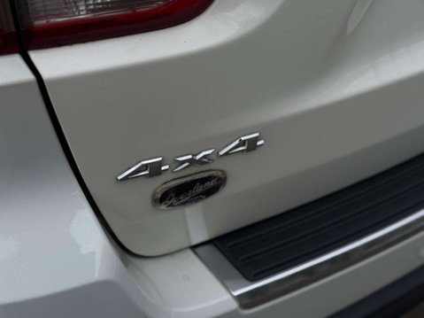 Jeep Grand Cherokee 3.0 V6 CRD Overland Auto 4WD Euro 5 5dr 38