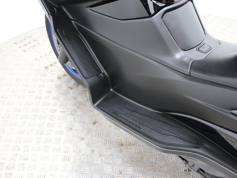 Suzuki Burgman 400 AN 400 AM2 30