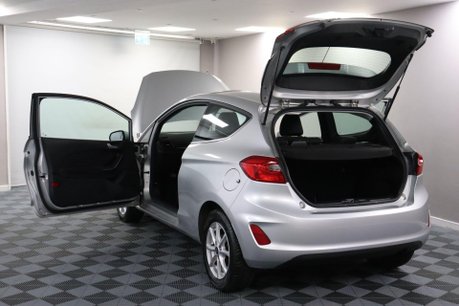 Ford Fiesta ZETEC 21