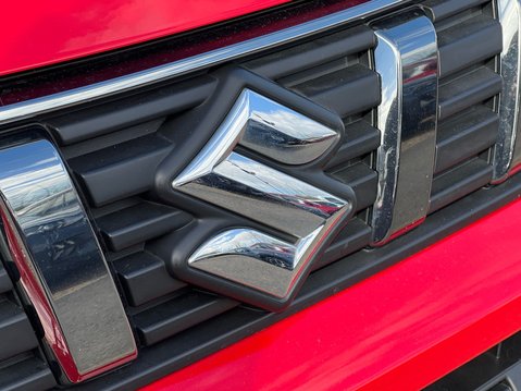 Suzuki Vitara SZ-T BOOSTERJET MHEV 13