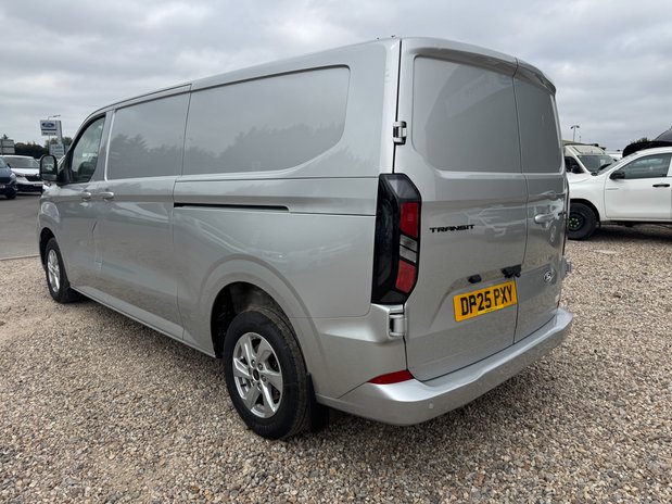 Ford Transit Custom AUTO LWB L2H1 Low Roof Limited 320 Air Con Alloys Cam Sensors EURO 6 10