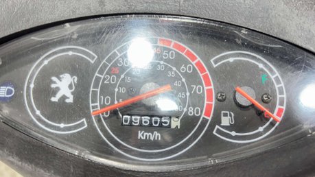 Peugeot V 2012 RUNNING PROJECT SCOOTER 50CC SPARES OR REPAIR 26