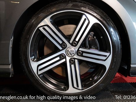 Volkswagen Golf 2.0 Golf R TSi Semi-Auto 4WD 3dr 31