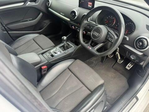 Audi A3 1.0 TFSI 30 Black Edition Sportback Euro 6 (s/s) 5dr 32