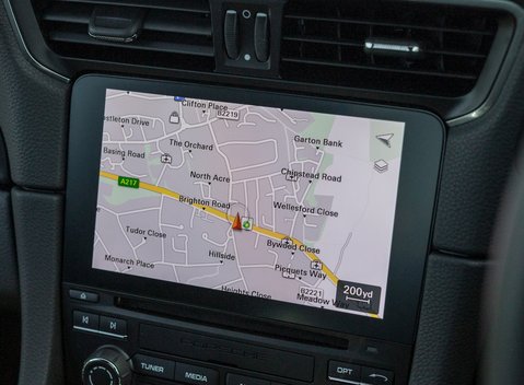 Porsche 911 (991.2) Carrera GTS 18