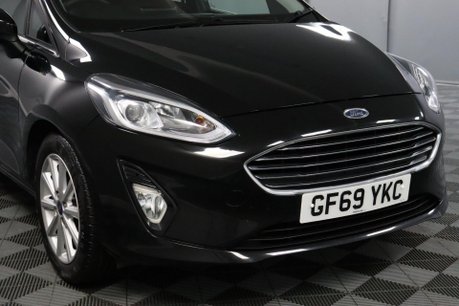 Ford Fiesta TITANIUM X 26