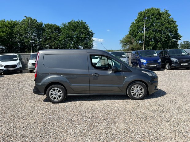 Ford Transit Connect SWB L1H1 Low Roof Limited Air Con Alloys Sensors EURO 6 NO VAT 5