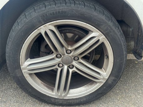 Audi Q5 2.0 Q5 S Line+ TDI Quattro Auto 4WD 5dr 18