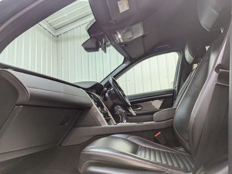 Land Rover Discovery Sport 2.0 Discovery Sport R-Dynamic S D Auto 4WD 5dr 52