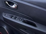 Renault Captur 0.9 Captur Iconic TCe 5dr 16