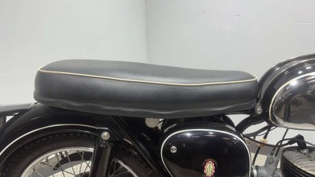 BSA Bantam 175 D14/4 1968 VERY CLEAN CLASSIC PROJECT COLLECTORS BIKE 13