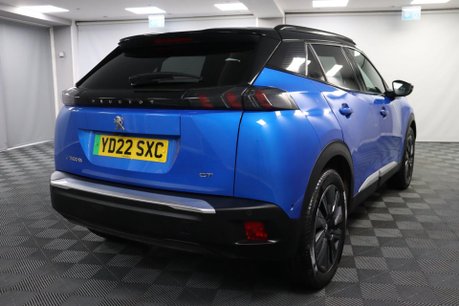 Peugeot 2008 GT PREMIUM 11