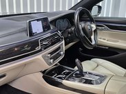 BMW 7 Series 3.0 740d M Sport Saloon 4dr Diesel Auto xDrive Euro 6 (s/s) (320 ps) 8