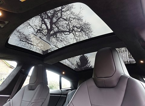 Tesla Model S P85D 19