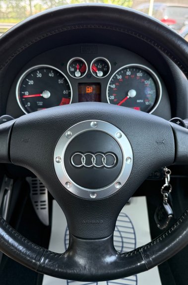 Audi TT V6 QUATTRO DSG- ONE OWNER FROM NEW - ORIGINAL - THOUSANDS SPENT 