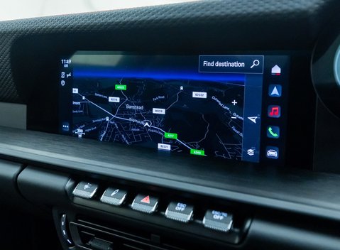 Porsche 911 GT3 TOURING (992) 19