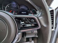 Porsche Cayenne 3.0 Cayenne D Platinum Edition V6 Tiptronic S A 4WD 5dr 76