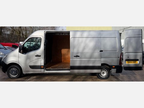 Renault Master 2.3 dCi 35 Business Panel Van 5dr Diesel Manual FWD LWB Medium Roof Euro 6 18