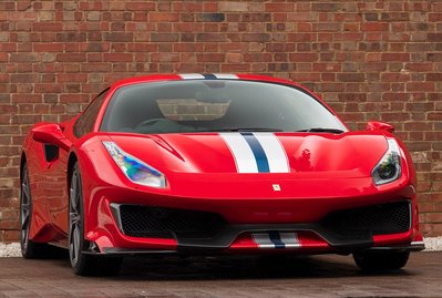 Ferrari 488 Pista 