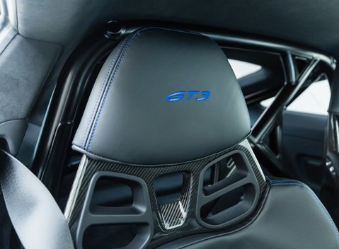 Porsche 911 GT3 (992) 13