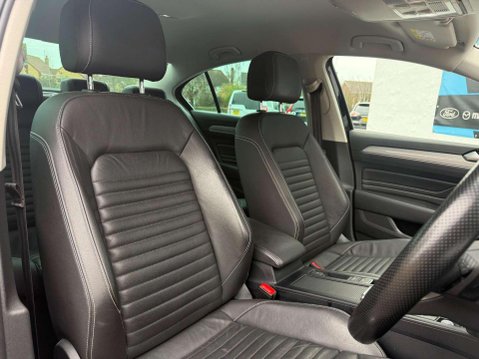 Volkswagen Passat 1.4 TSI 13kWh GTE DSG Euro 6 (s/s) 4dr 24