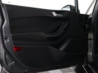 Ford Fiesta TITANIUM 43