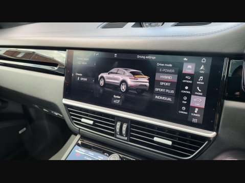 Porsche Cayenne V6 33